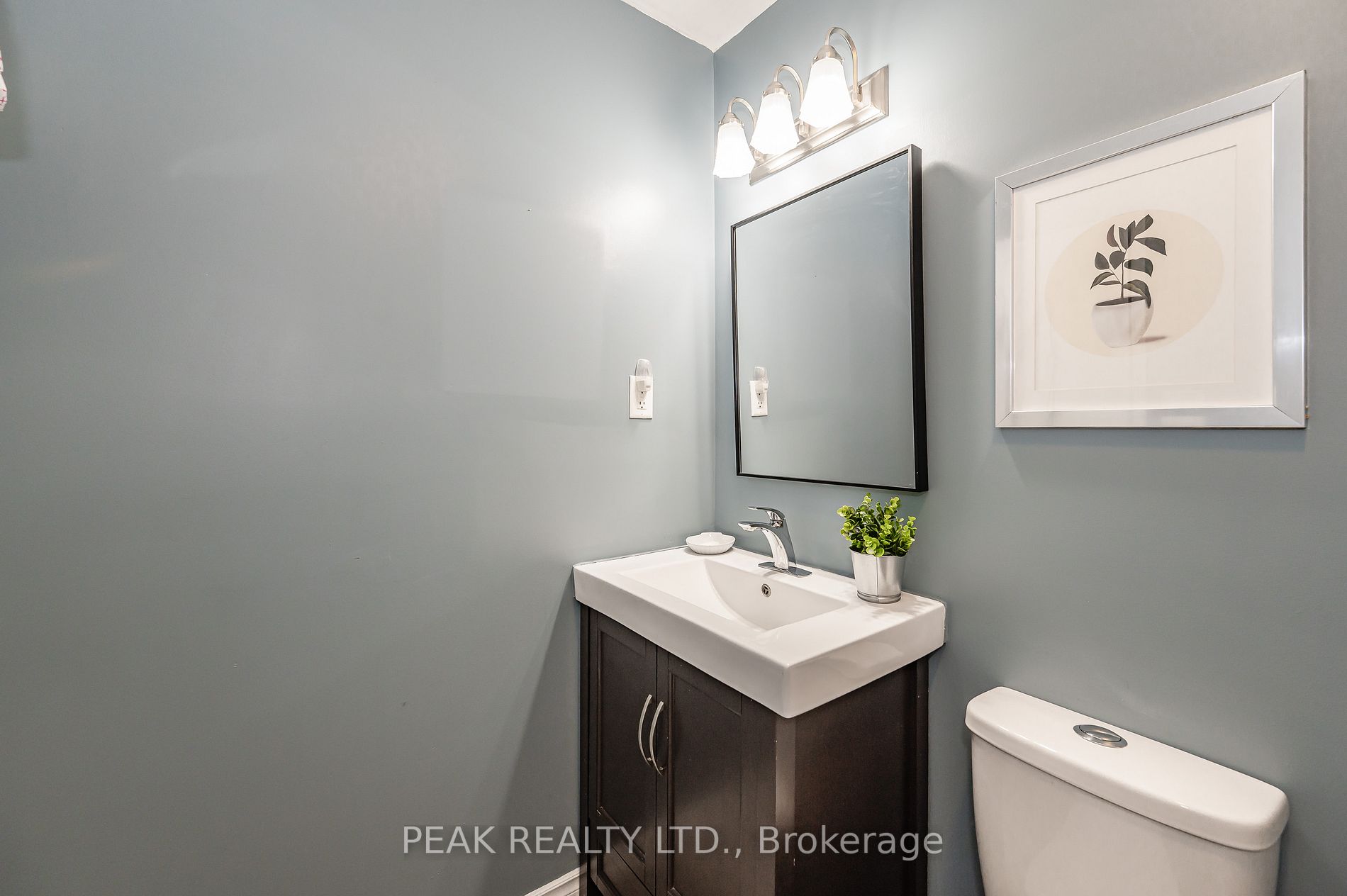 1100 Courtland Avenue E, #103