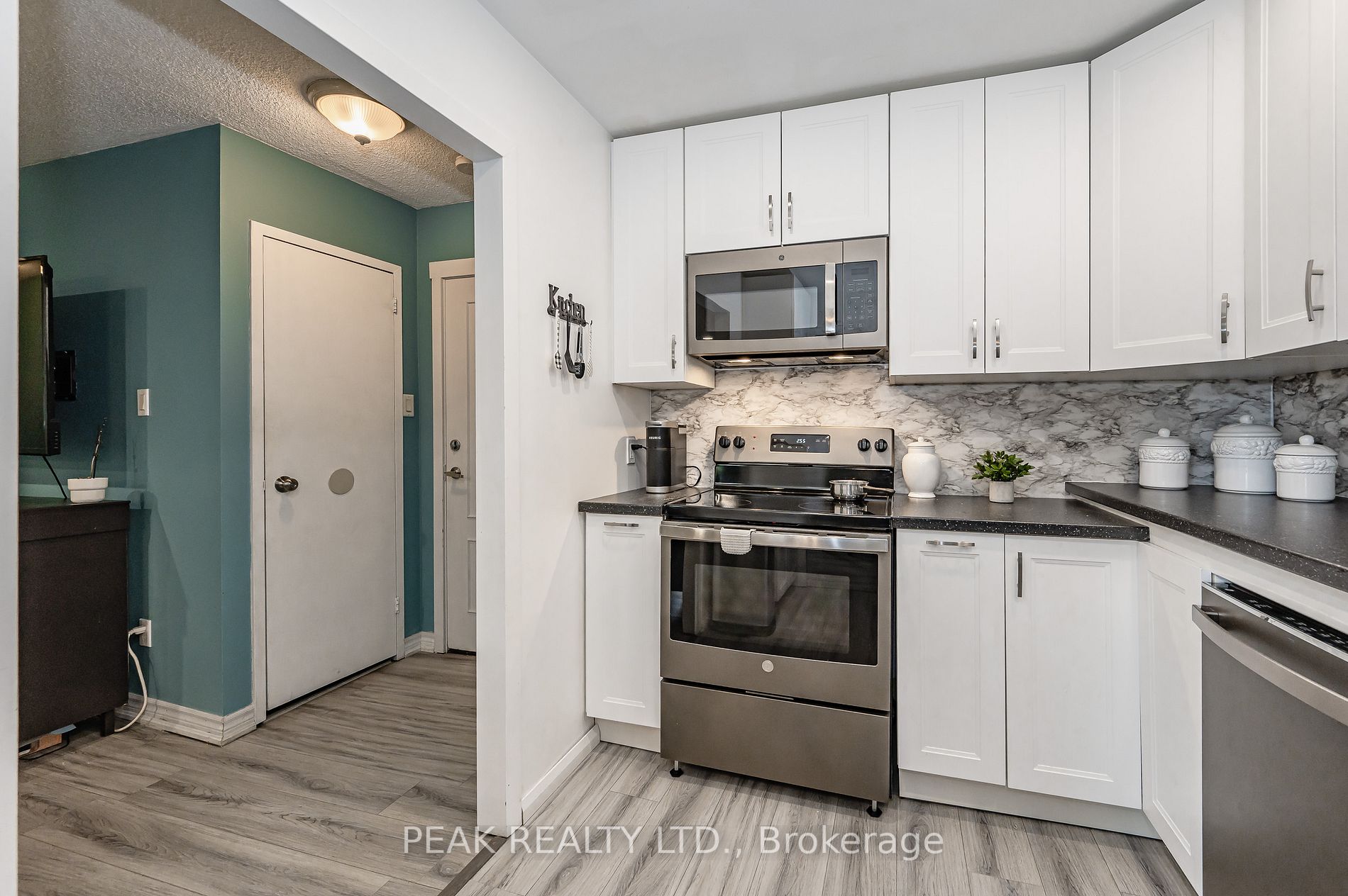 1100 Courtland Avenue E, #103