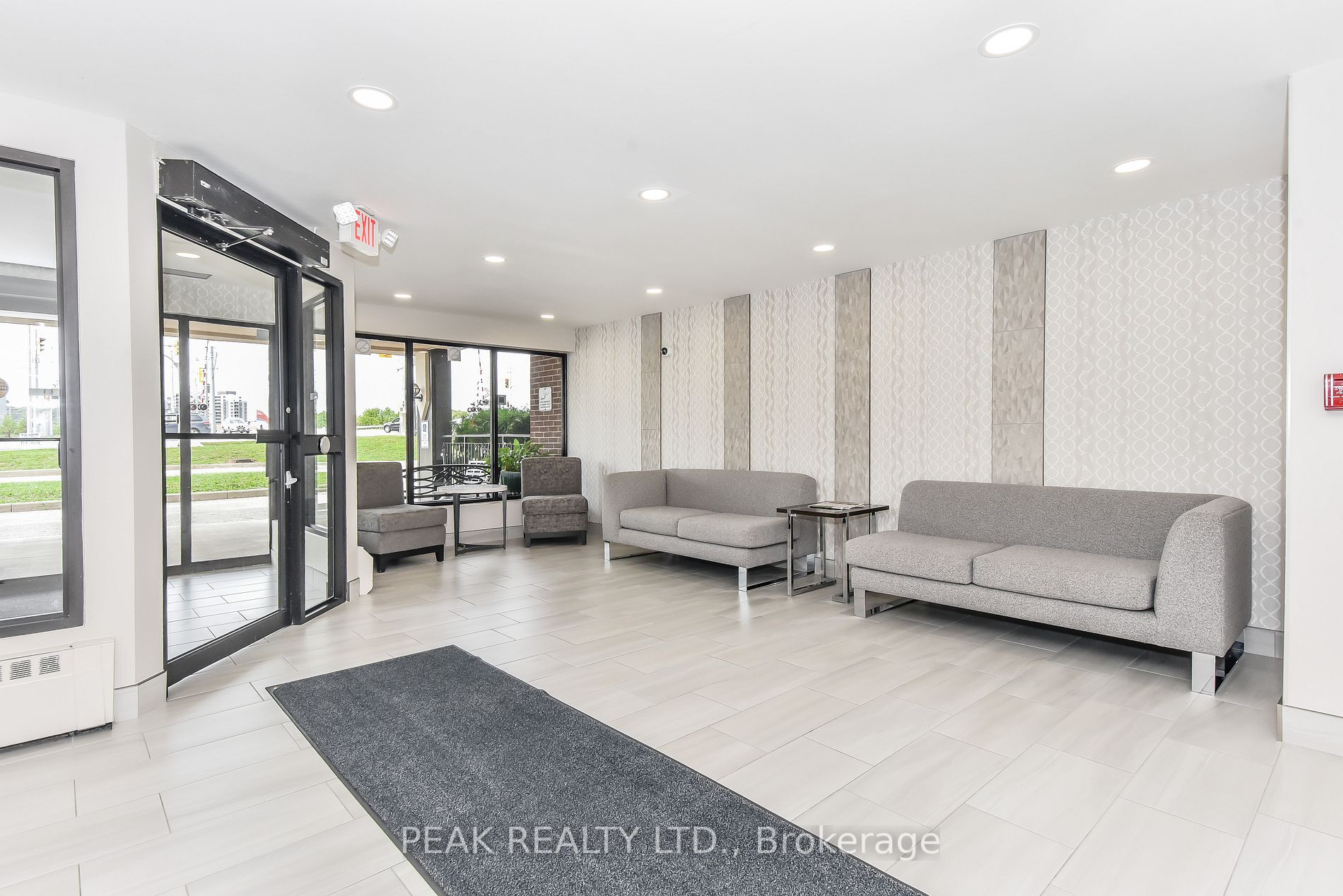 1100 Courtland Avenue E, #103