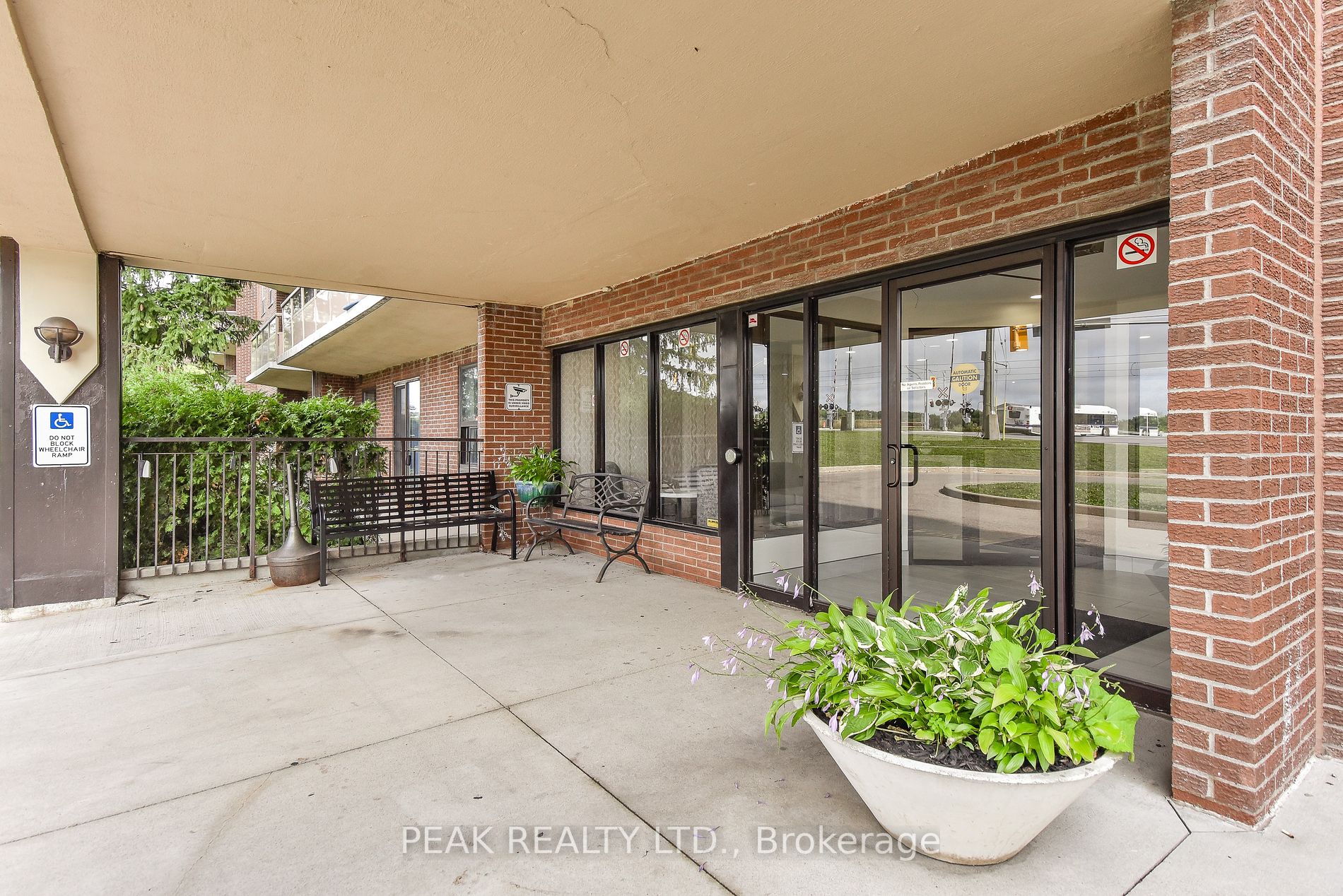 1100 Courtland Avenue E, #103