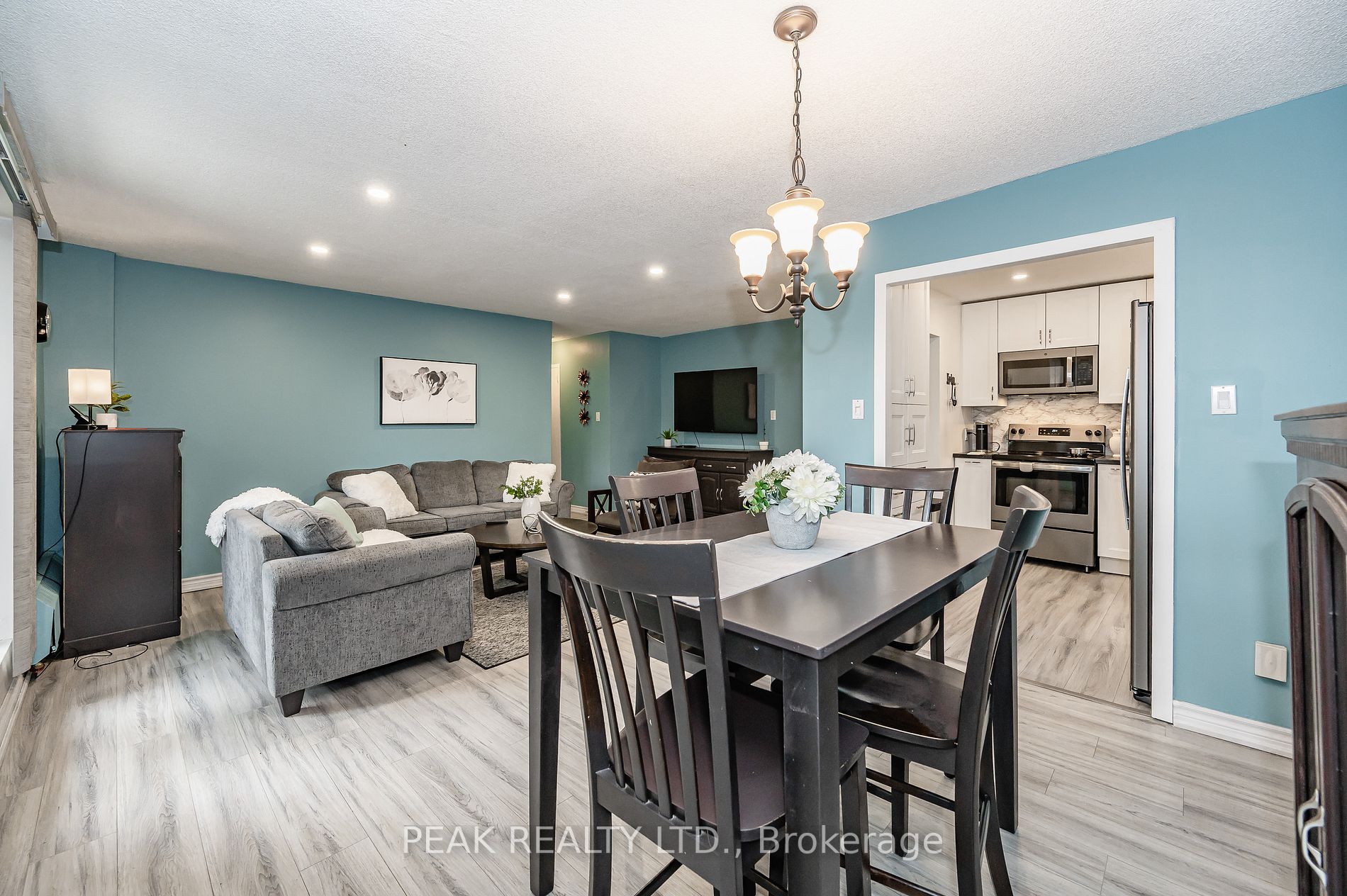 1100 Courtland Avenue E, #103