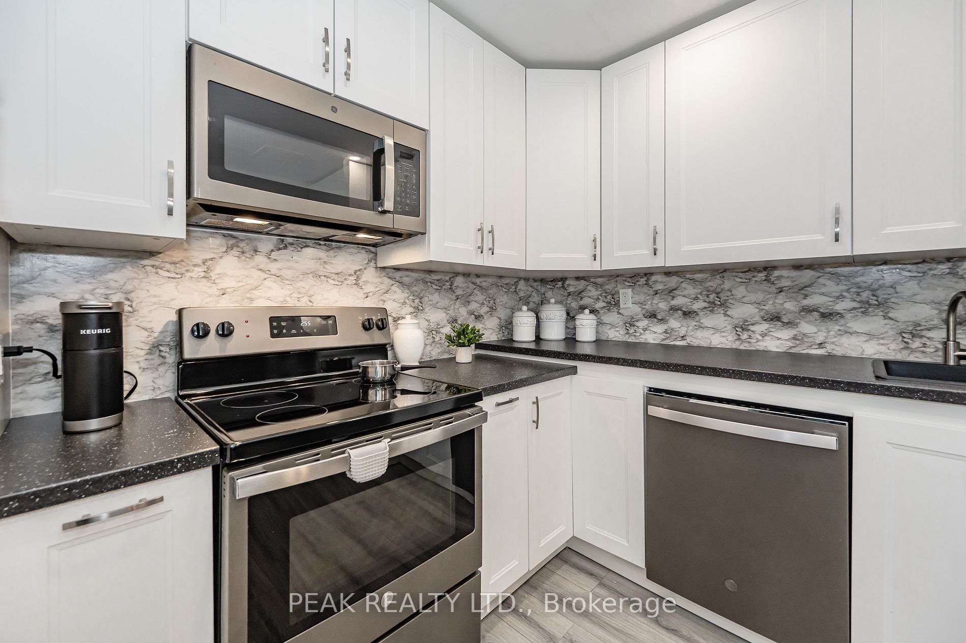 1100 Courtland Avenue E, #103