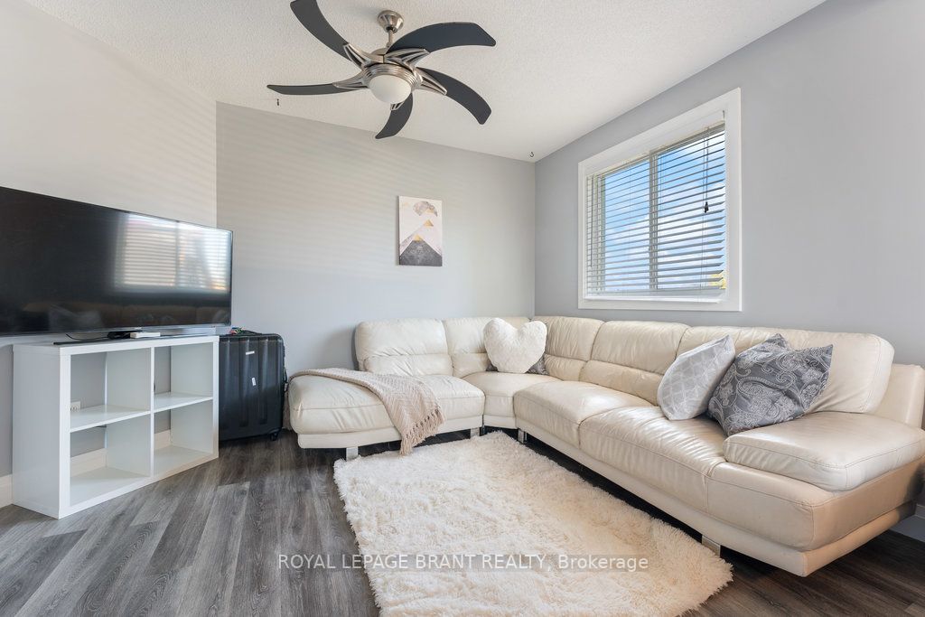 231 Parkside Dr