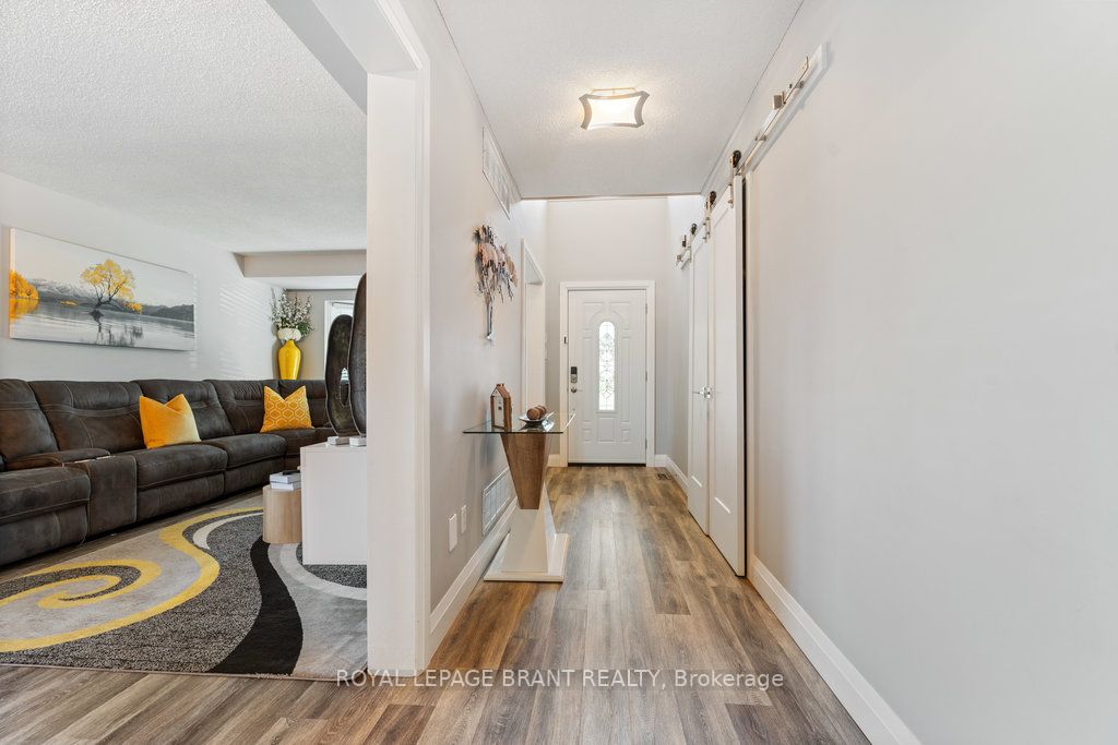 231 Parkside Dr