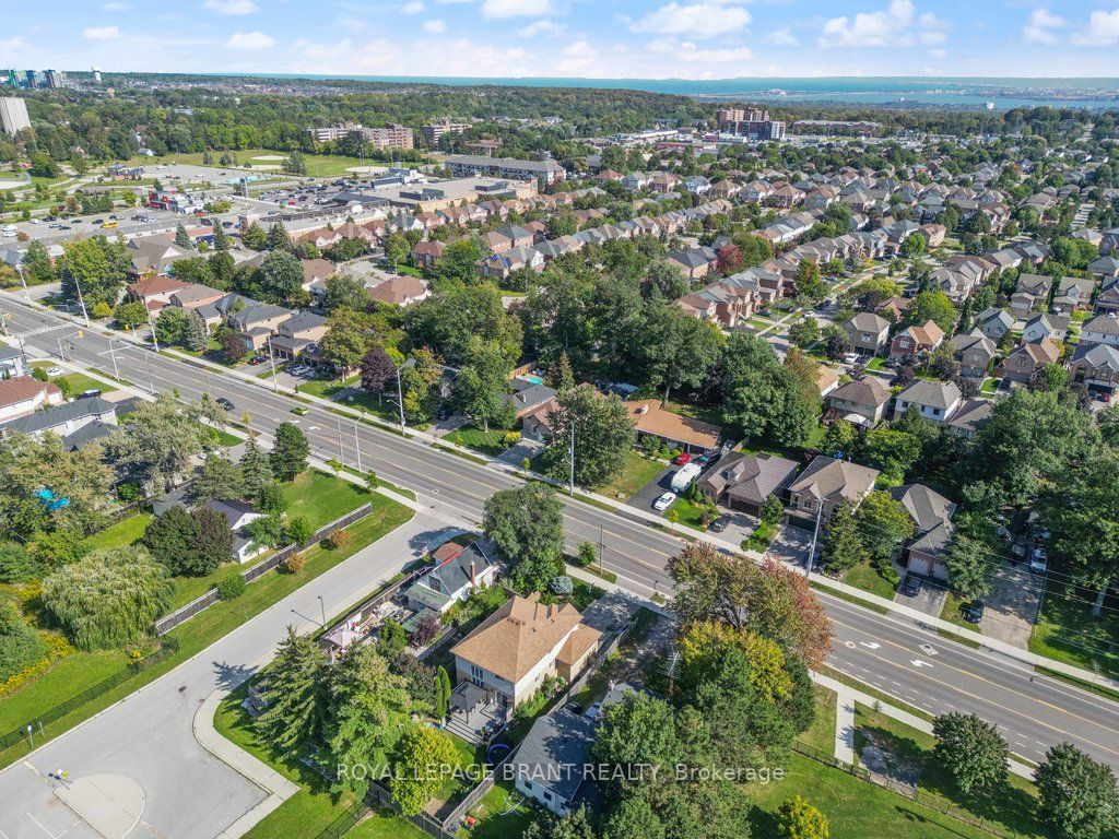 231 Parkside Dr