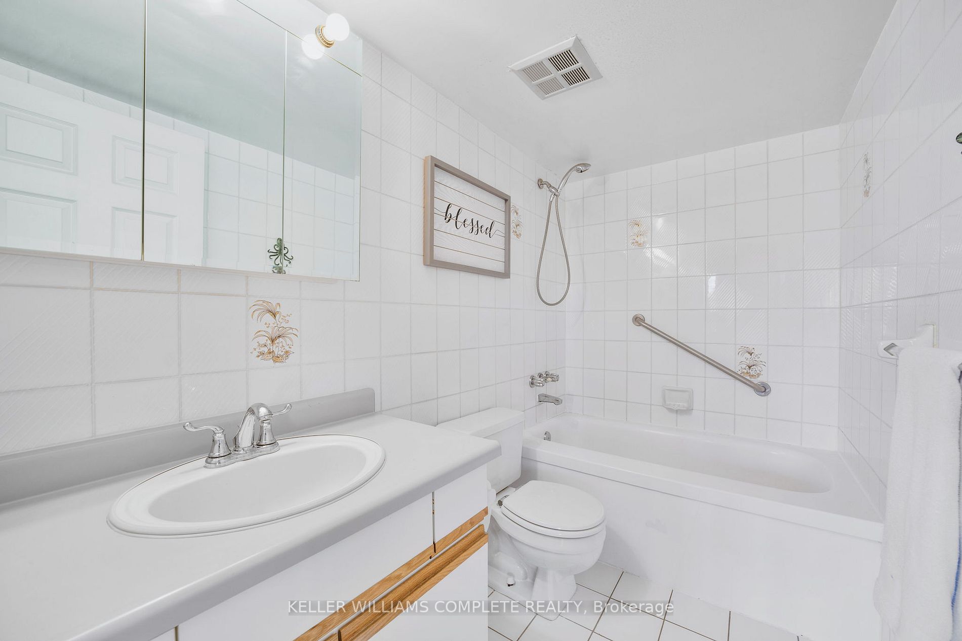 6 Village Green Blvd, #601