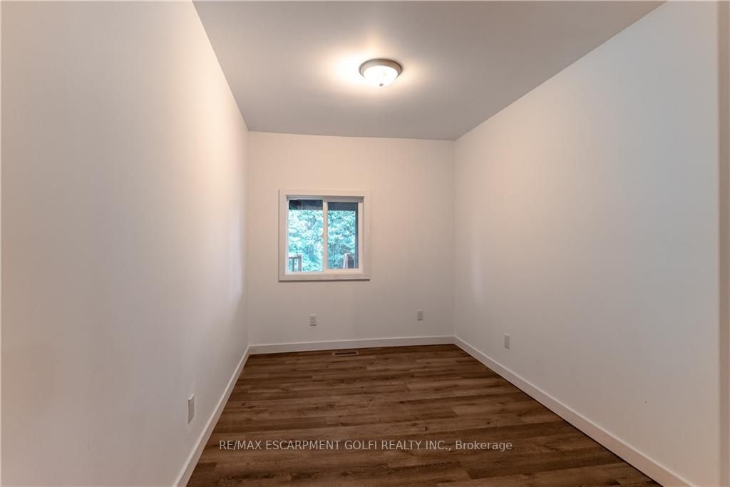 275 Dunsmure Rd