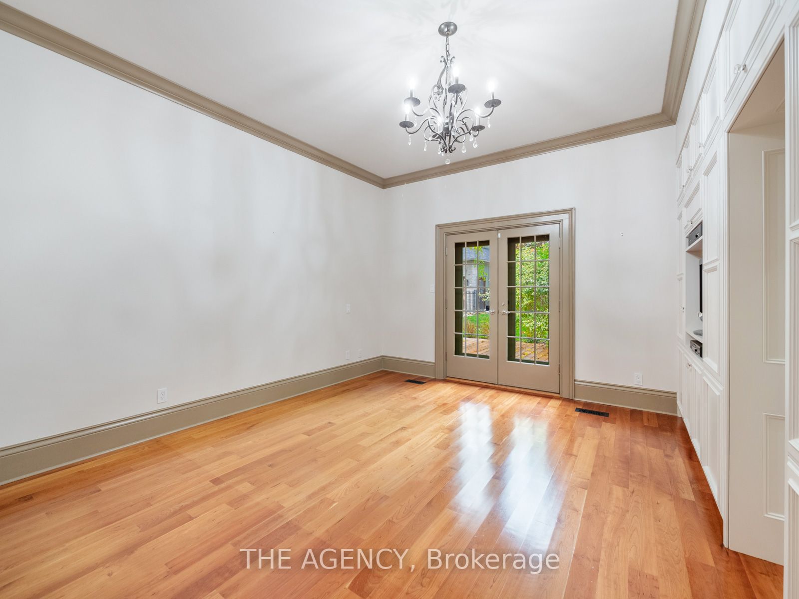 43 Galt St
