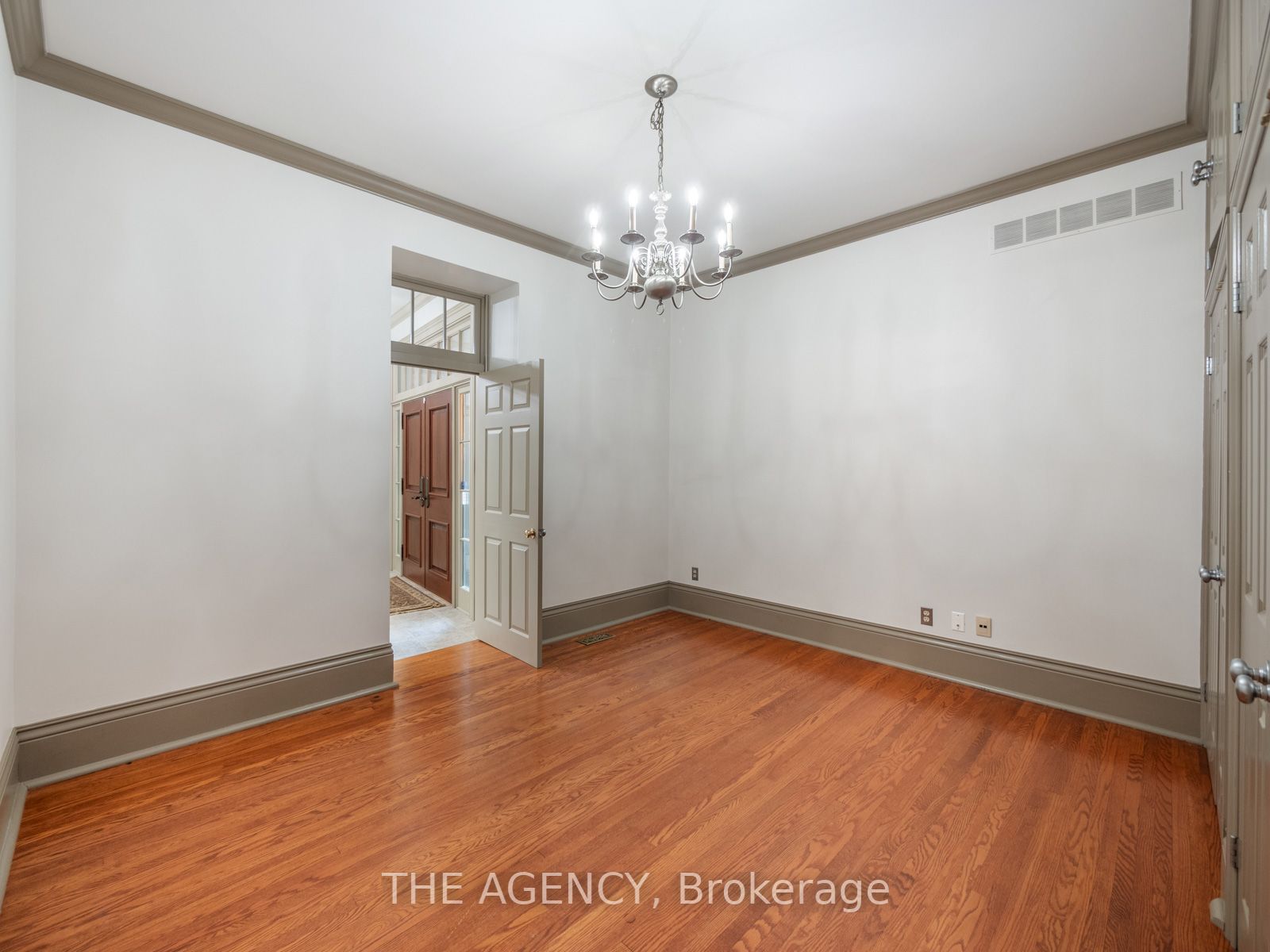 43 Galt St