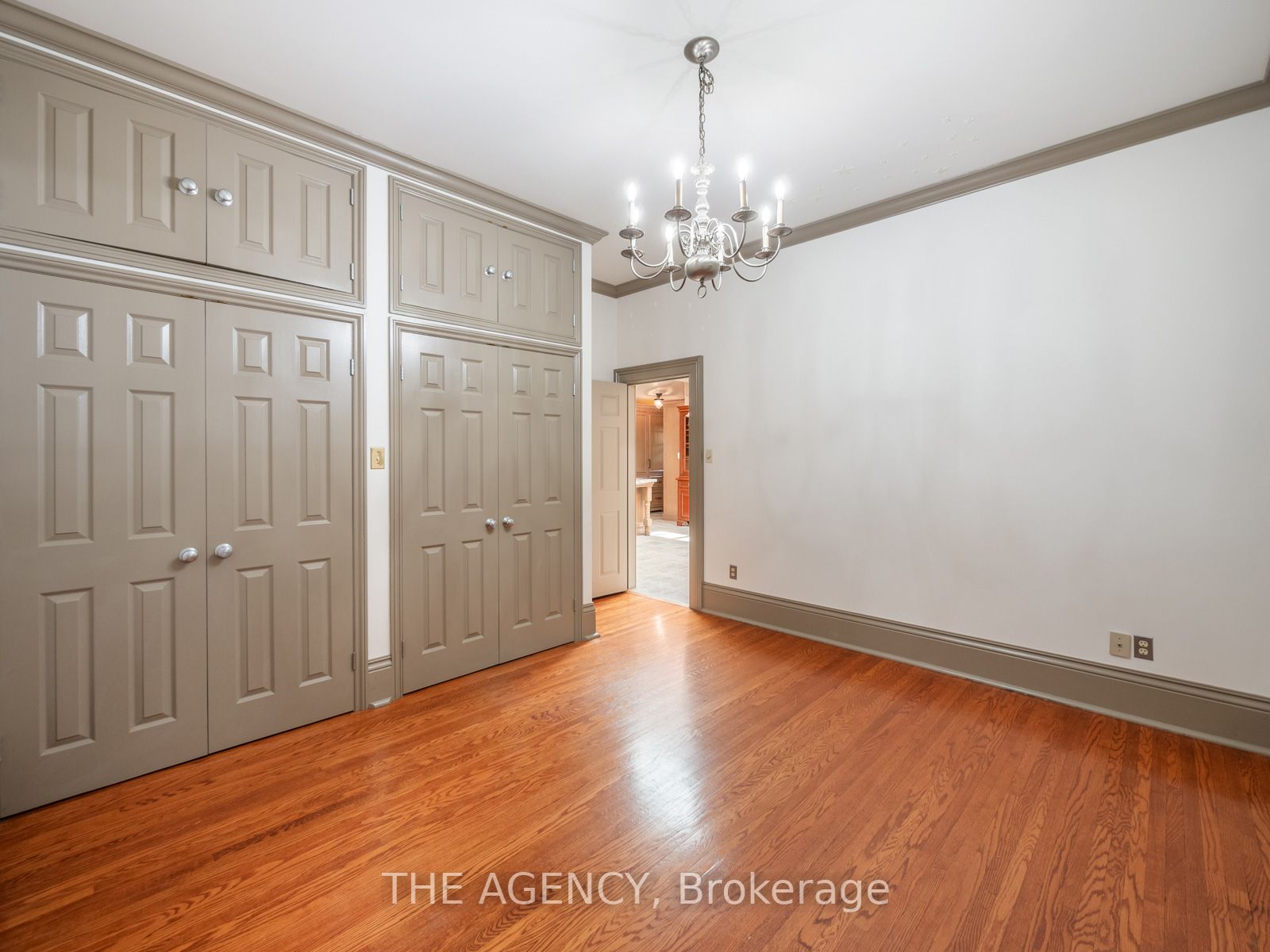 43 Galt St
