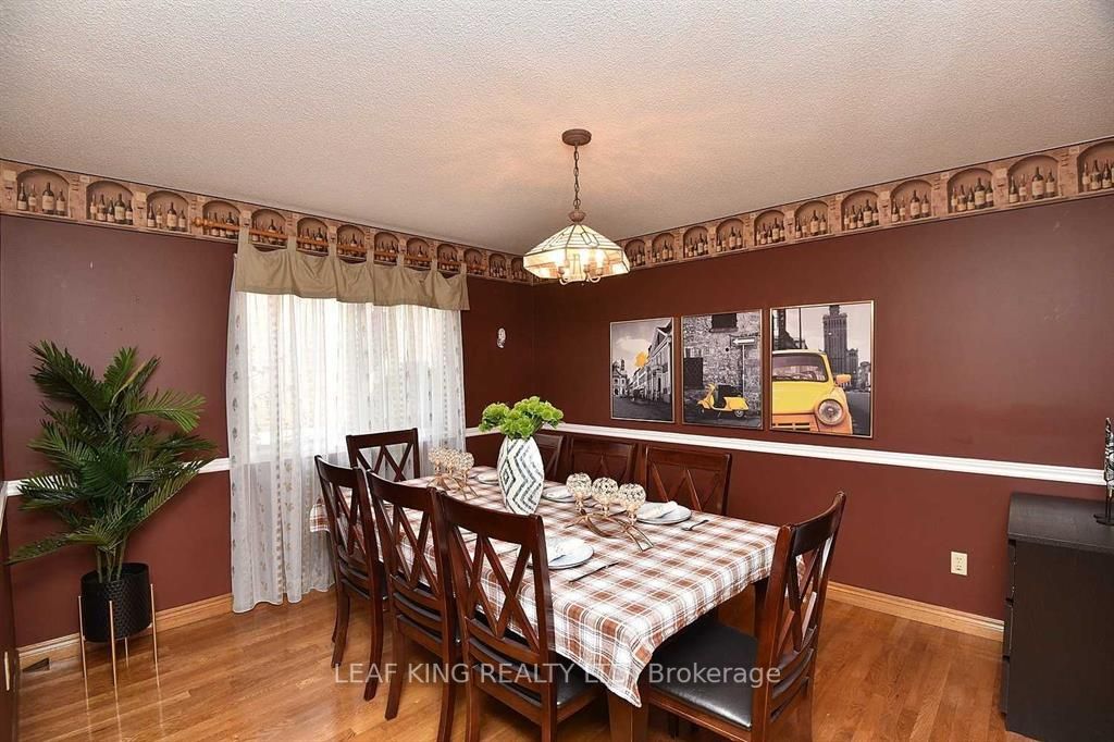 102 Huntingwood Ave