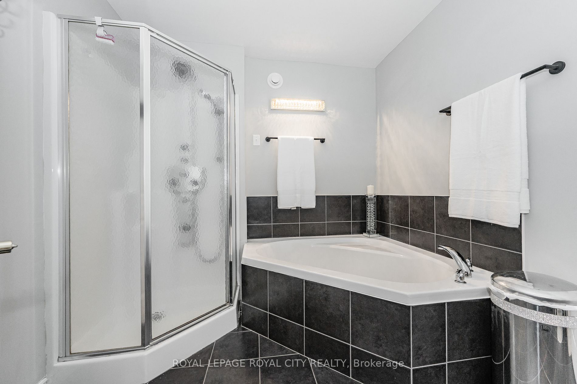 308 Watson Parkway N, #102