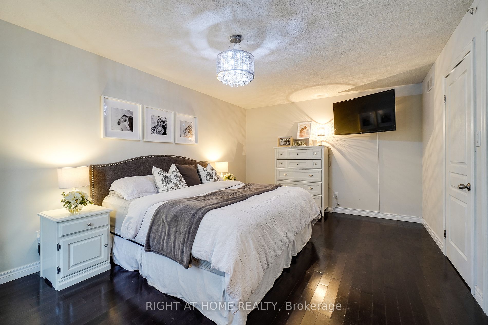 70 Highgate Dr, #12