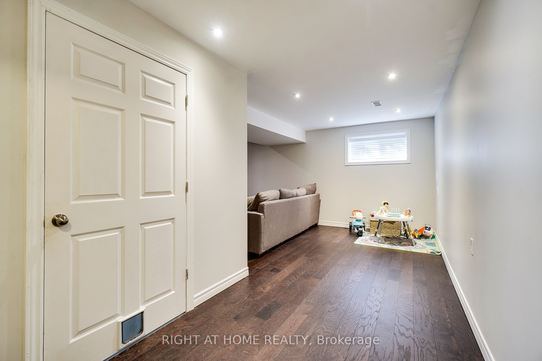 70 Highgate Dr, #12