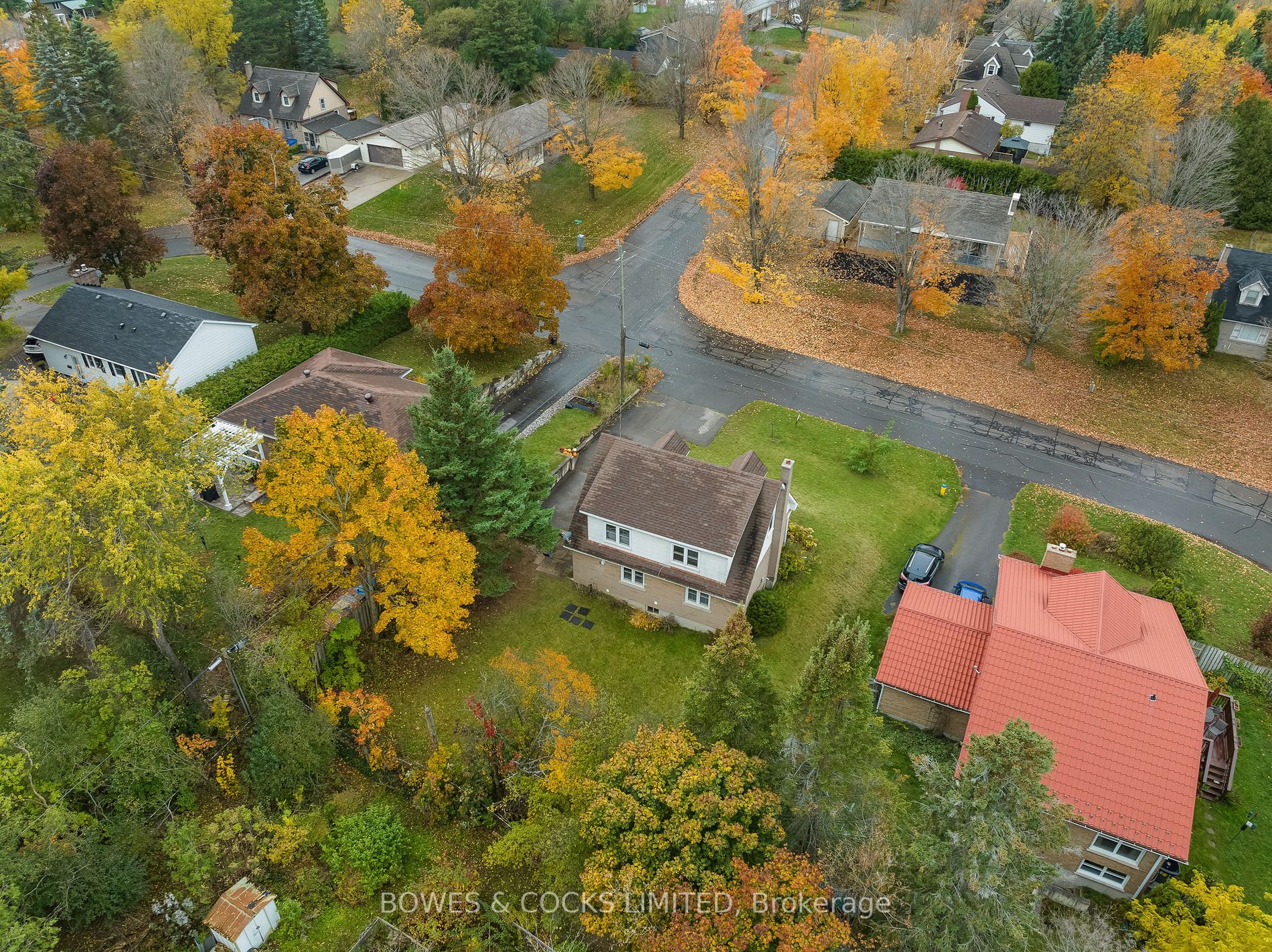861 Valleyview Dr