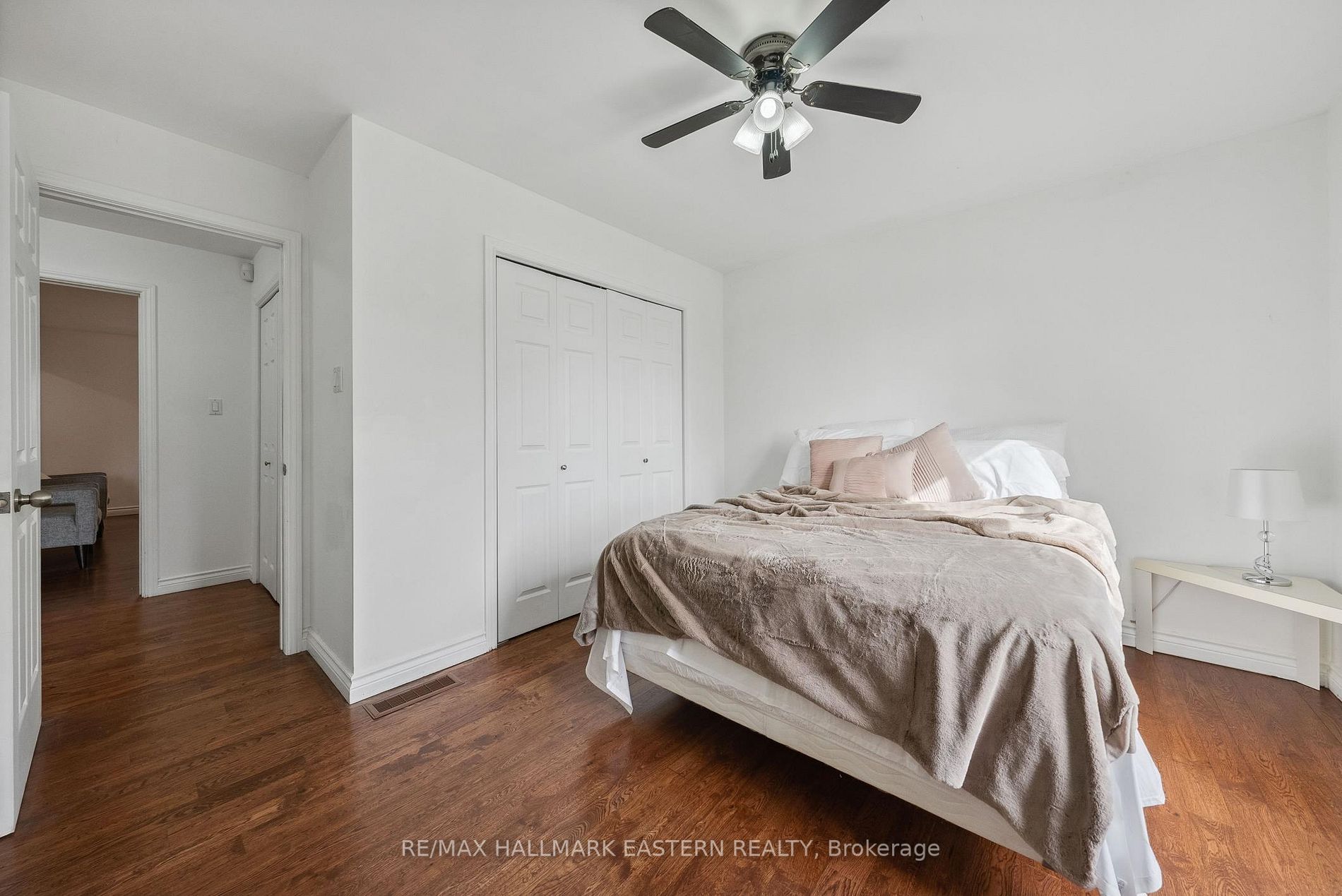 1234 Parkhill Rd W