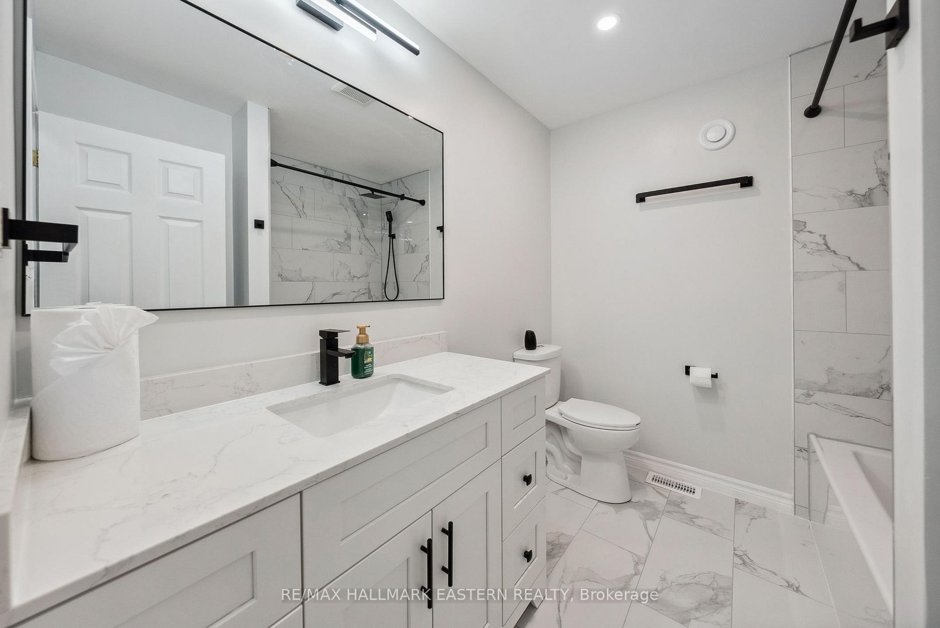 1234 Parkhill Rd W