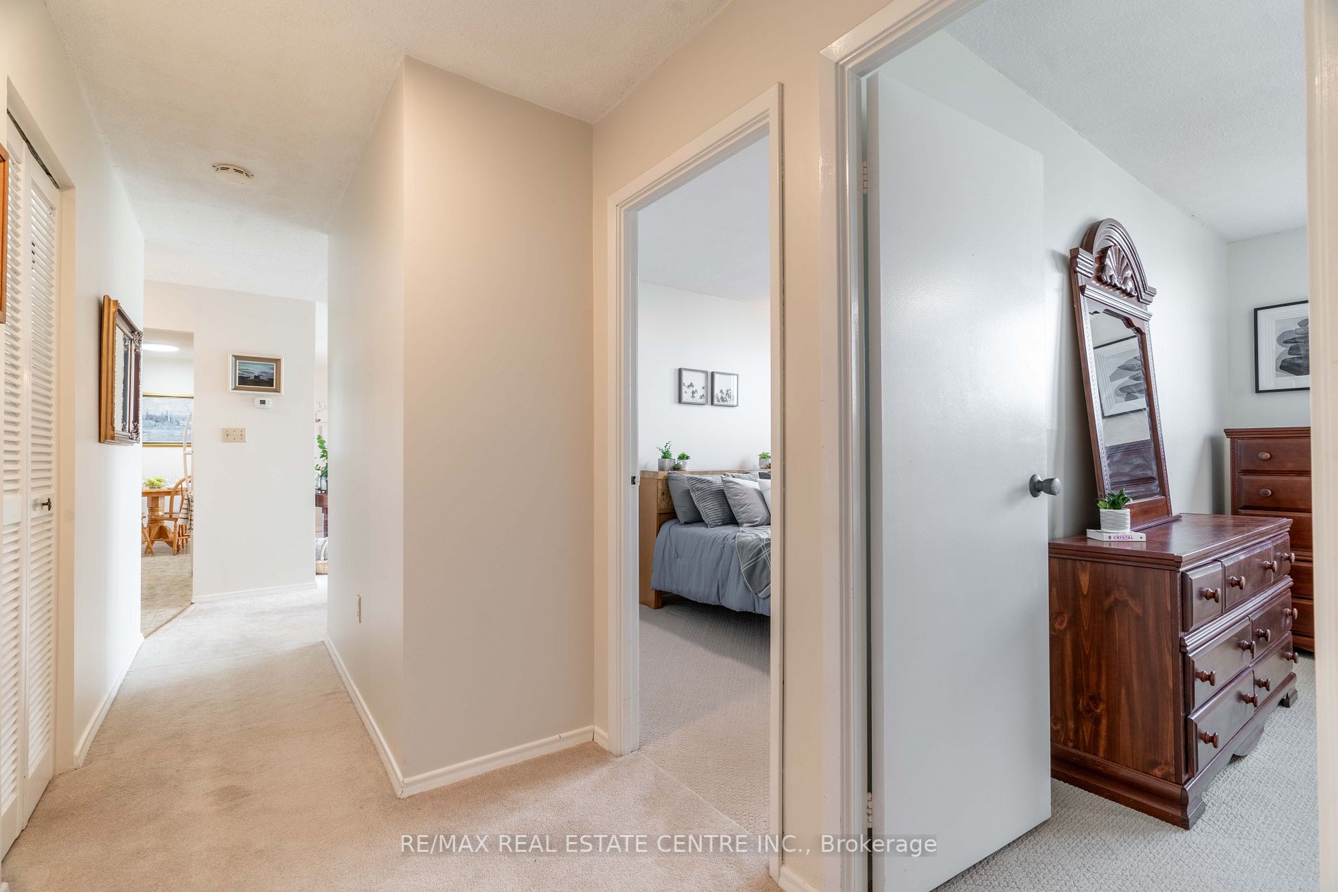19 Woodlawn Rd E, #308