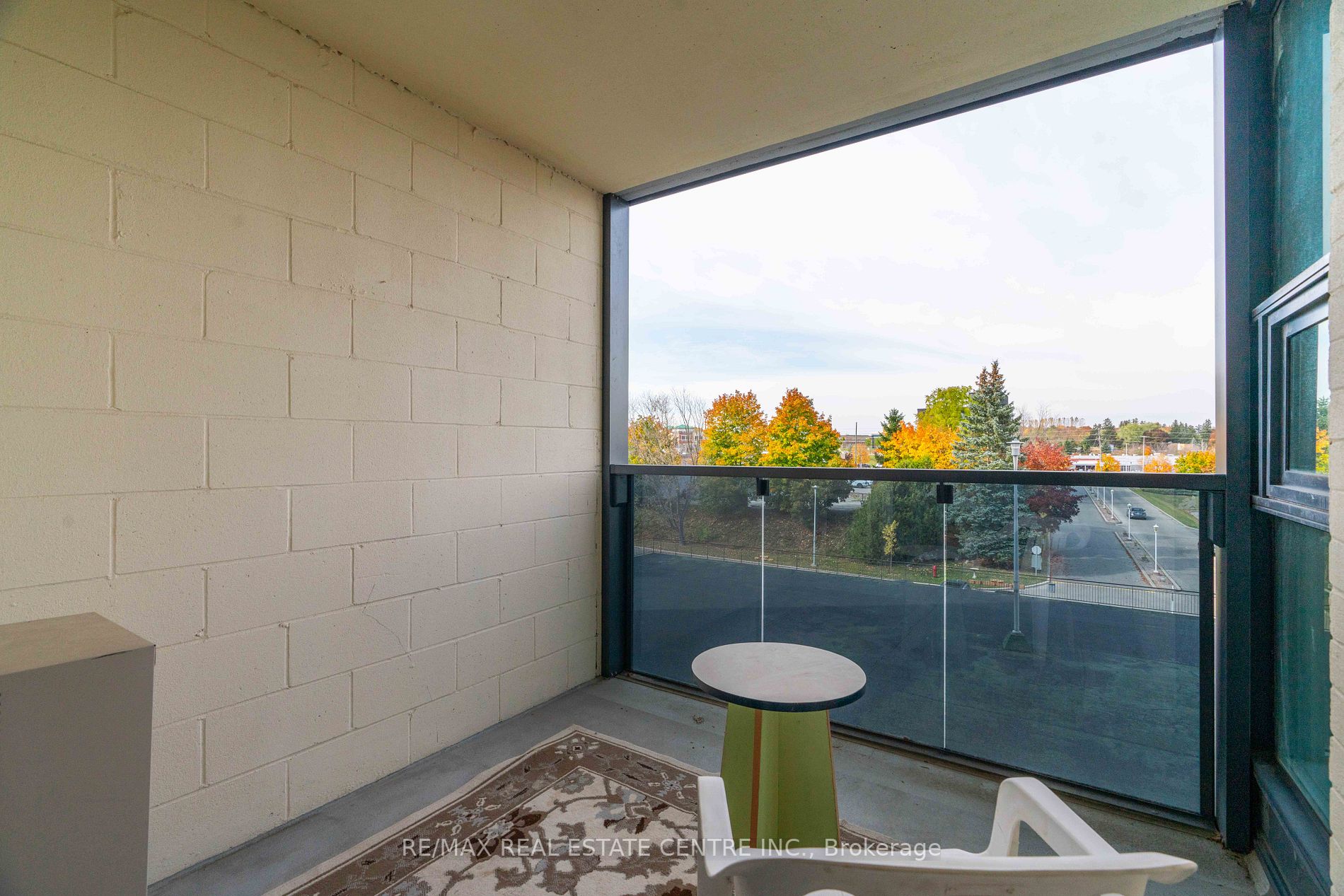 19 Woodlawn Rd E, #308