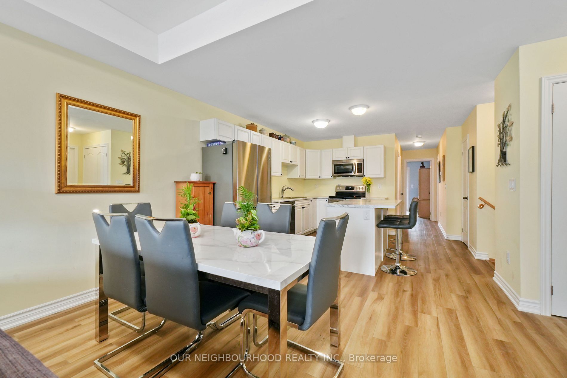 17 Braeburn St