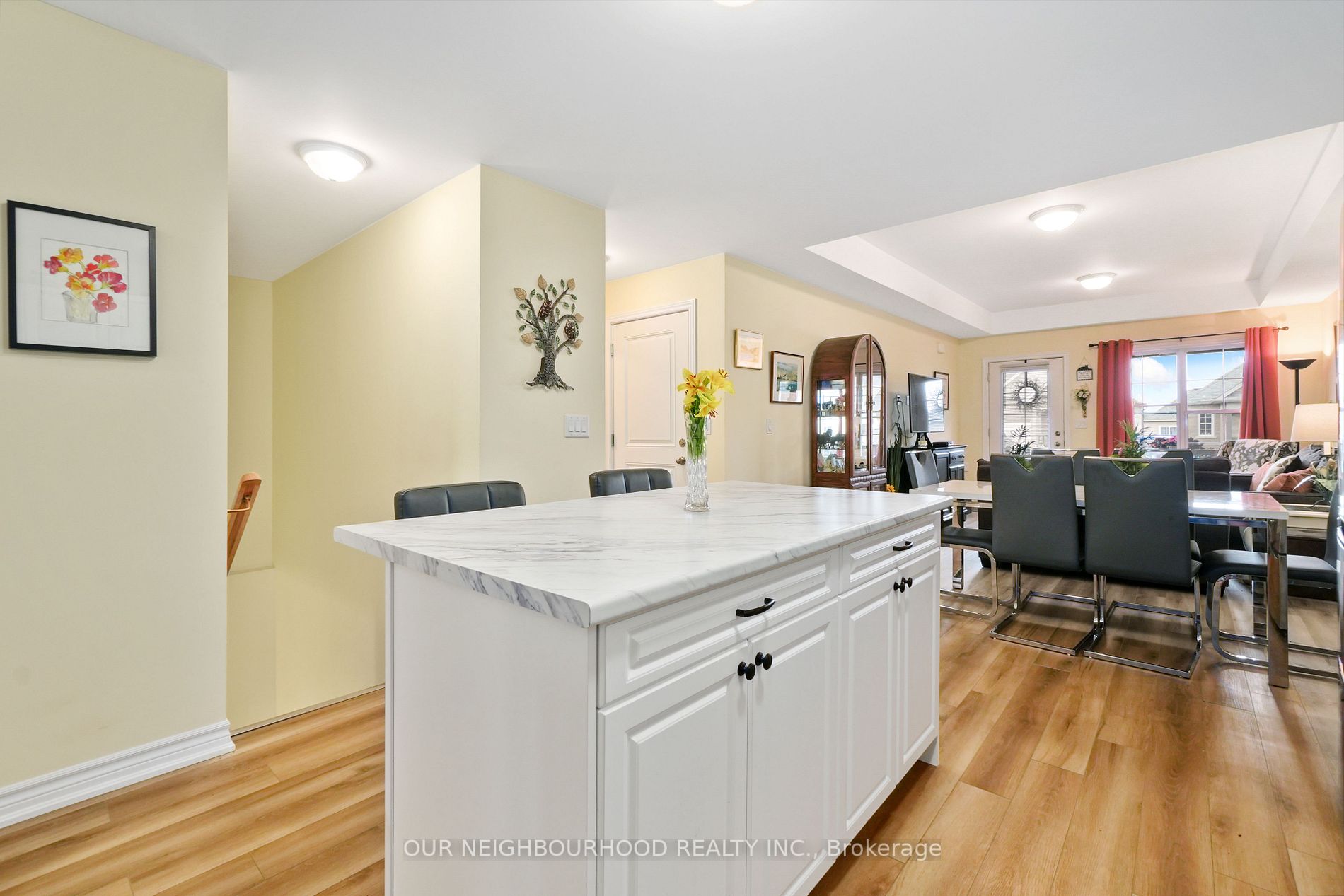 17 Braeburn St