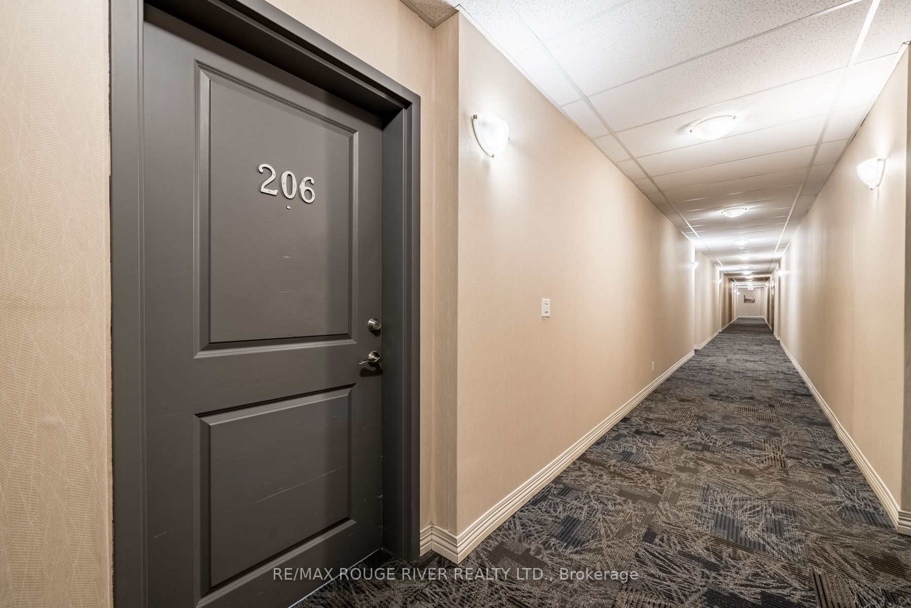 148 Third St, #206