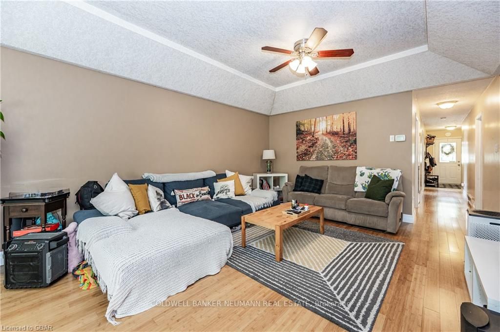 18 Whittaker Crt