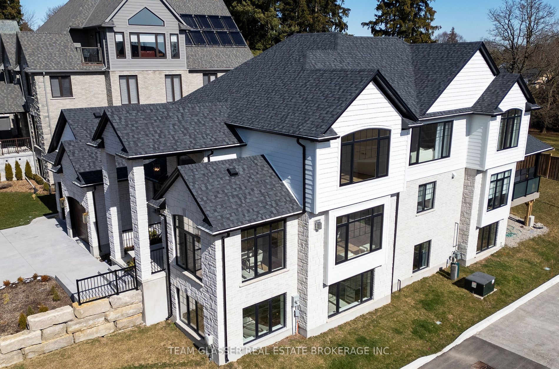 157 Windermere Rd