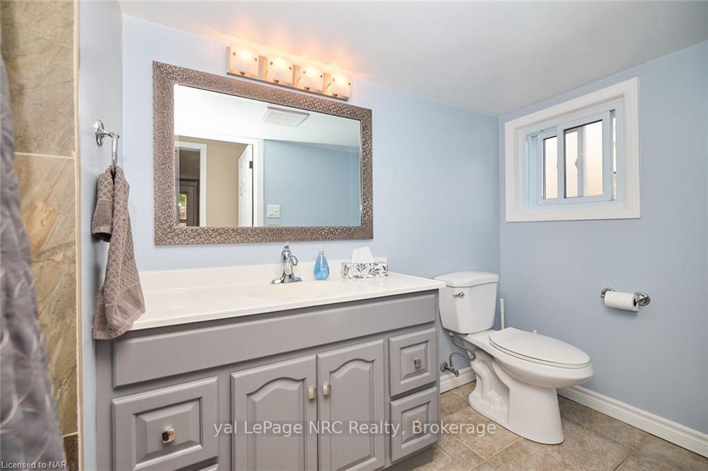 7944 Regent Crt