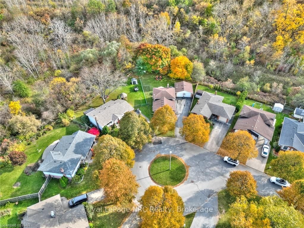 7944 Regent Crt