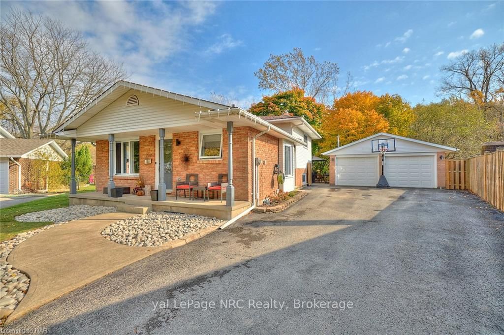 7944 Regent Crt