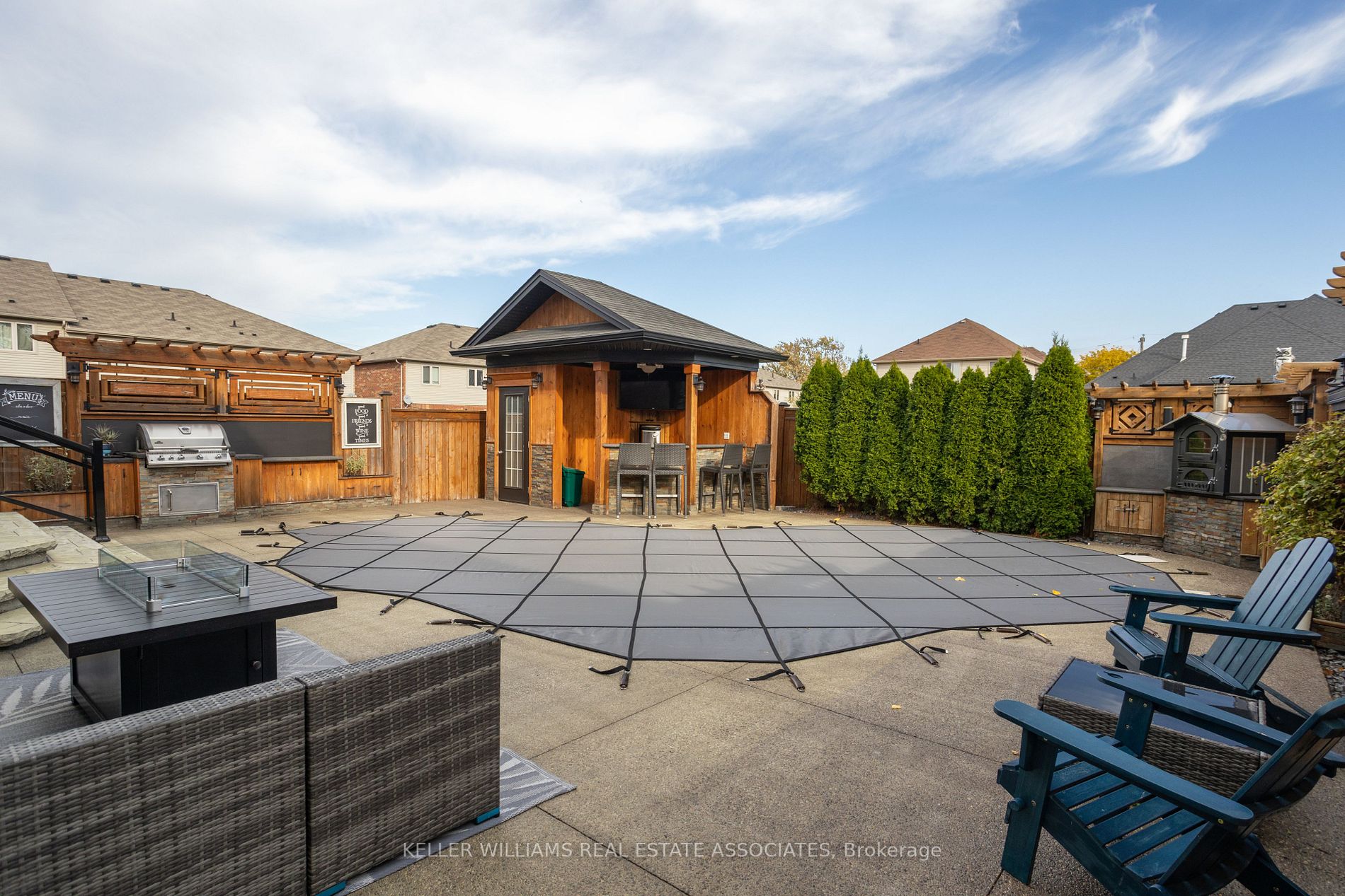 174 Escarpment Dr