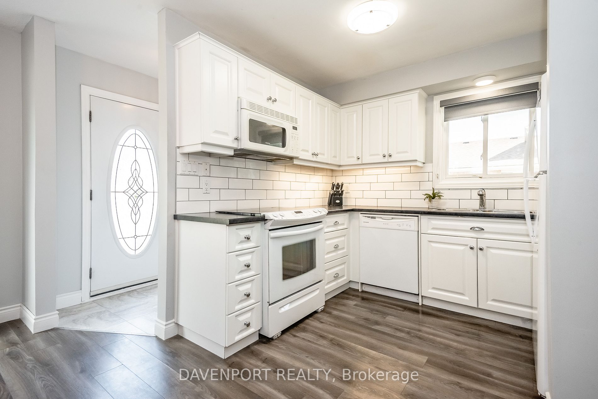 143 Marmel Crt