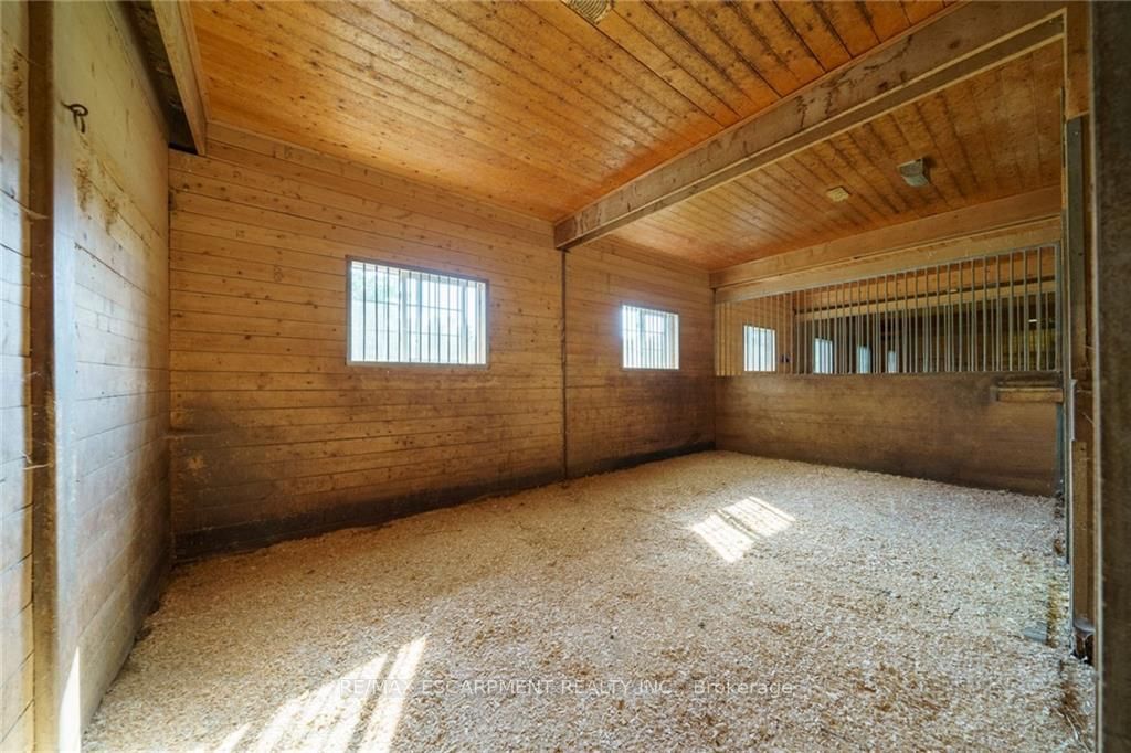 2368 #17 Haldimand Rd