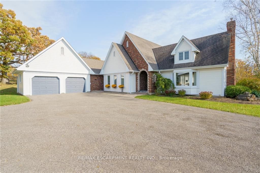2368 #17 Haldimand Rd