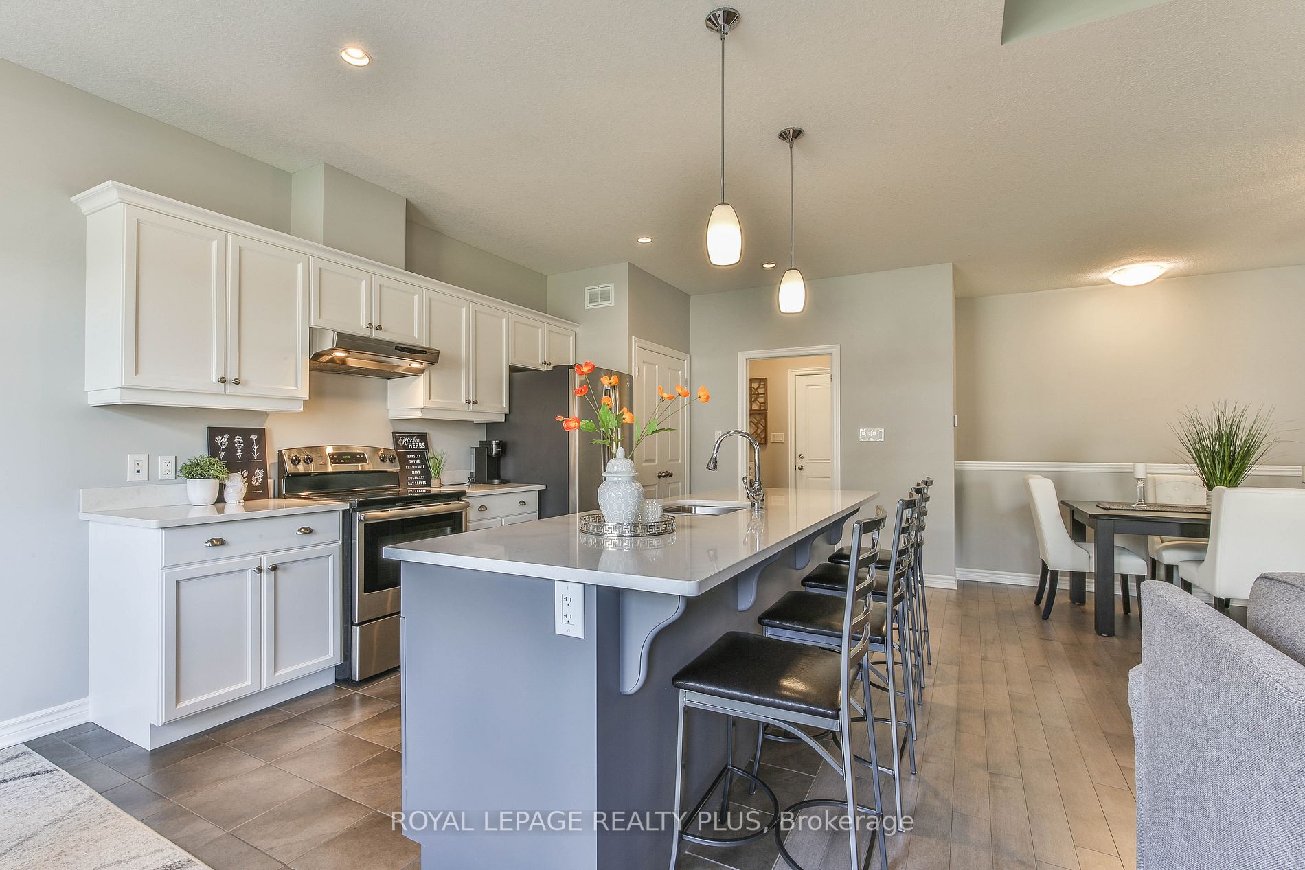 3455 Morgan Crescent, #32