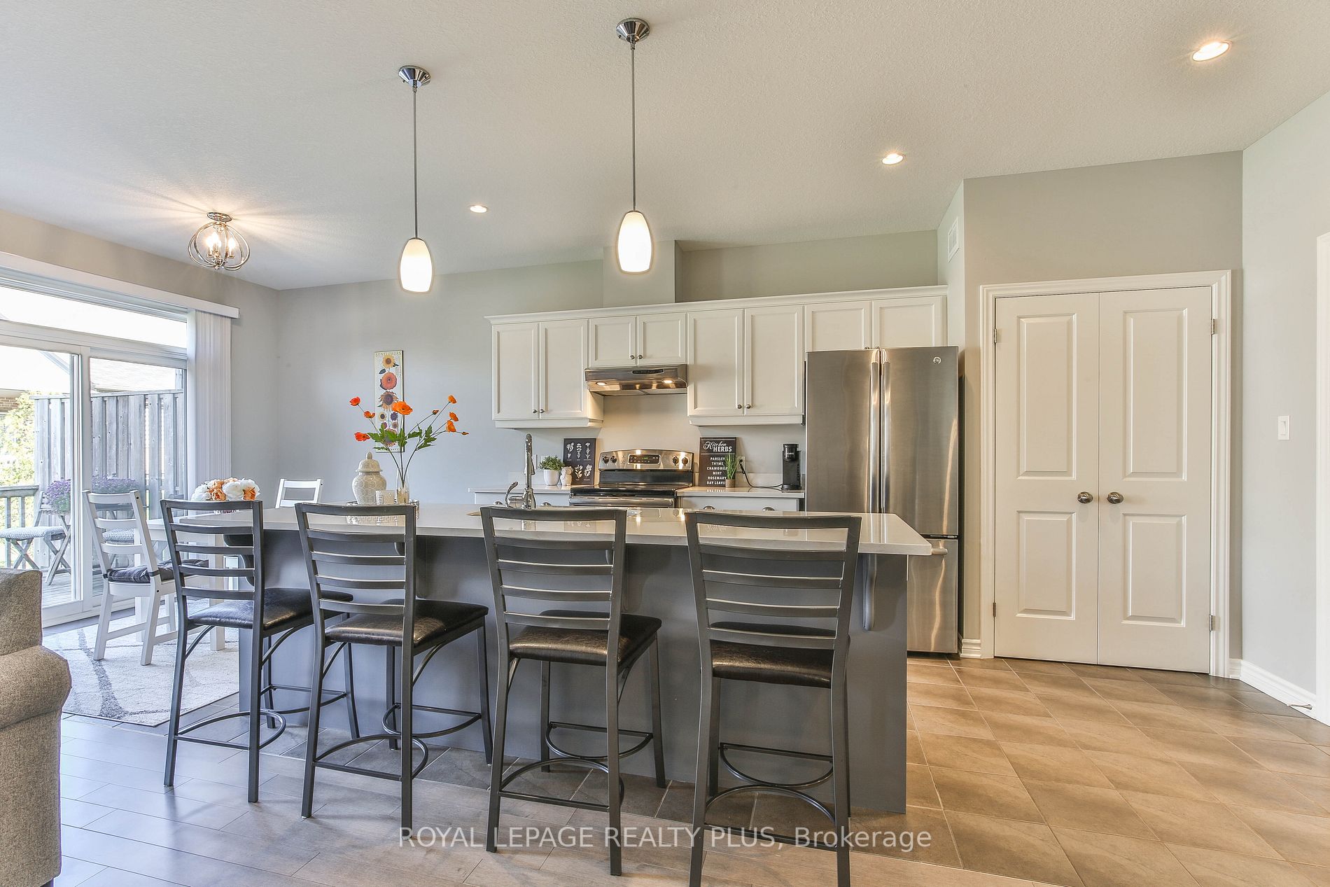 3455 Morgan Crescent, #32