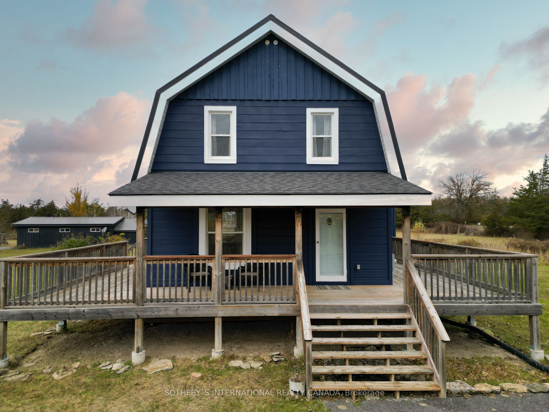 910 Rosebush Rd