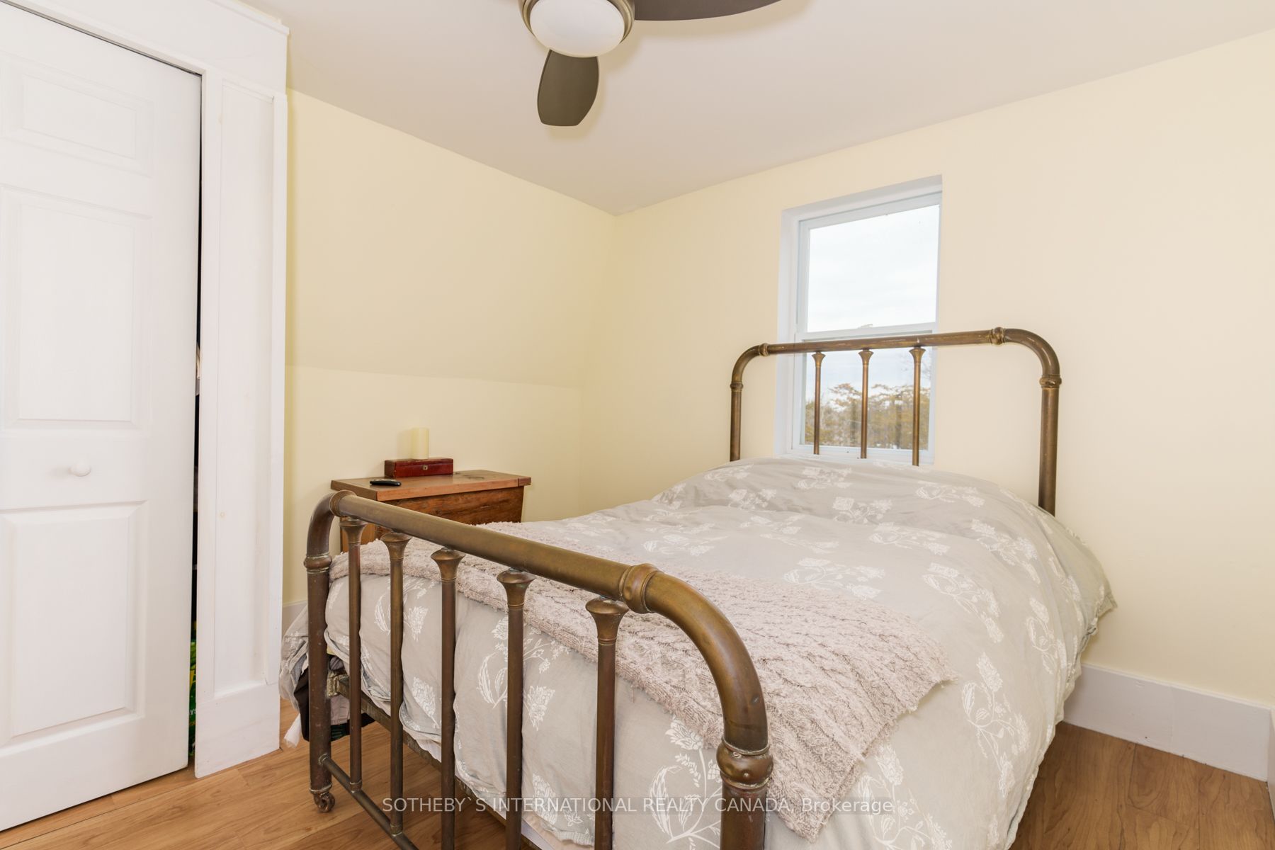 910 Rosebush Rd
