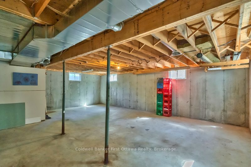 2467 Darling Road