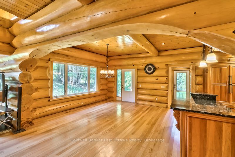 2467 Darling Road