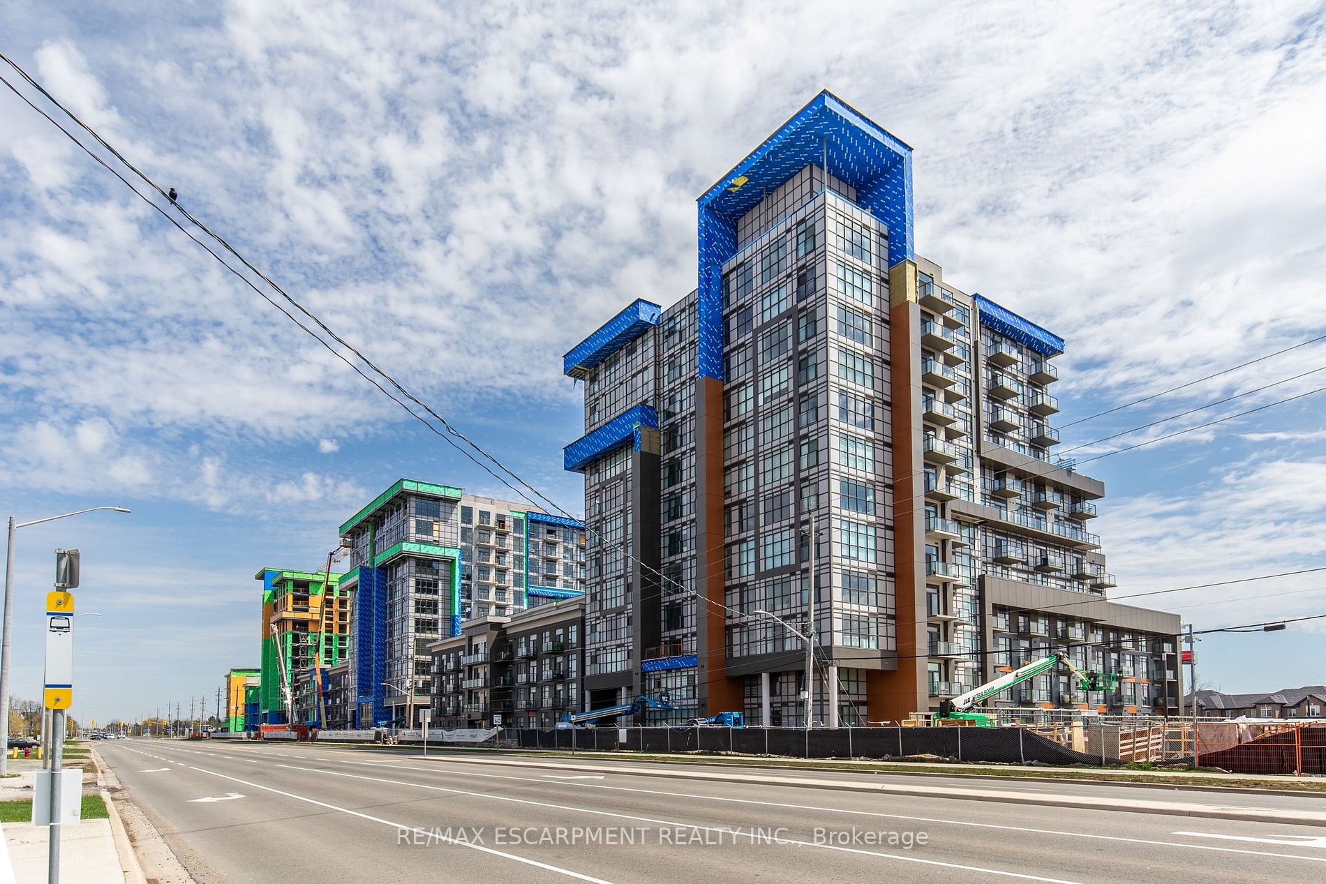 450 Dundas St E, #213