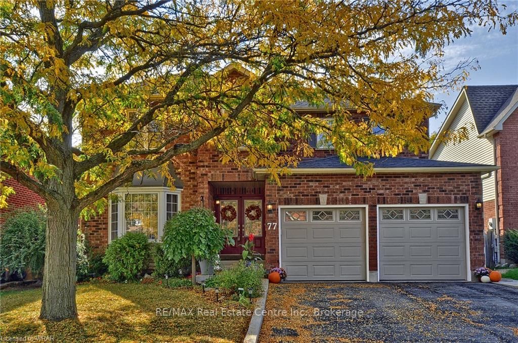 77 Delavan Dr