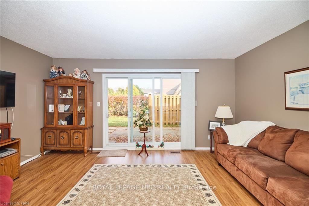 6767 Thorold Stone Rd, #94