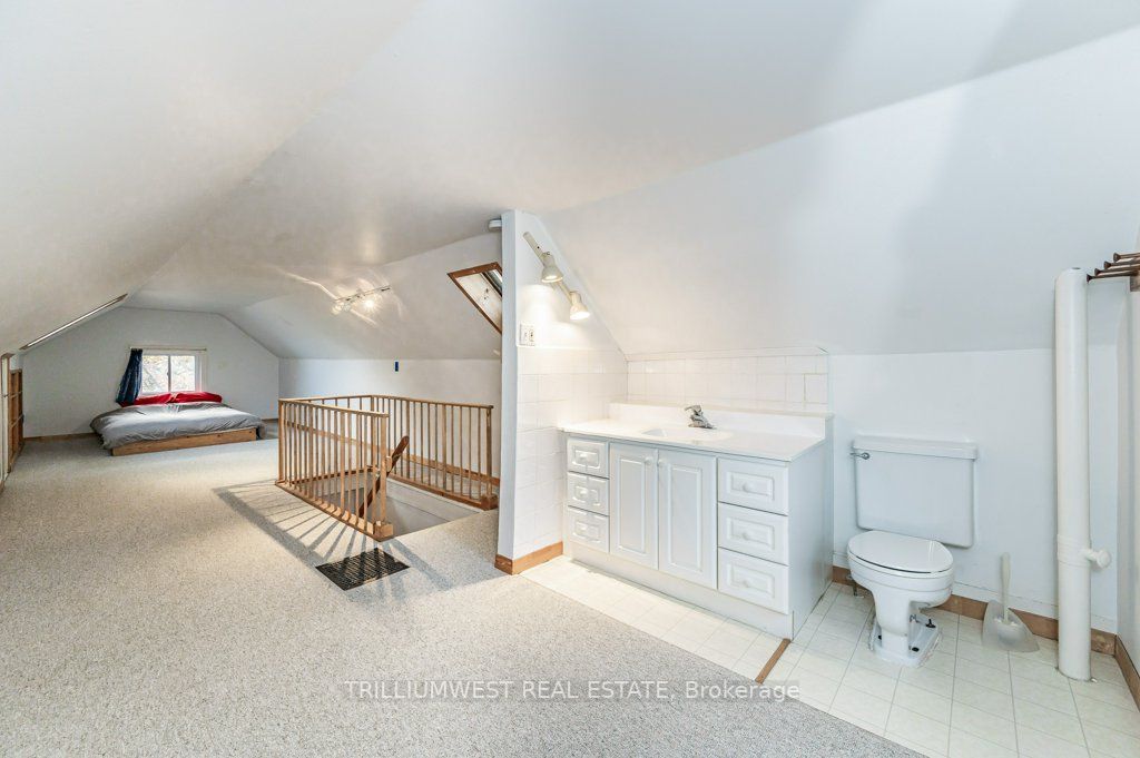 37 Forbes Ave