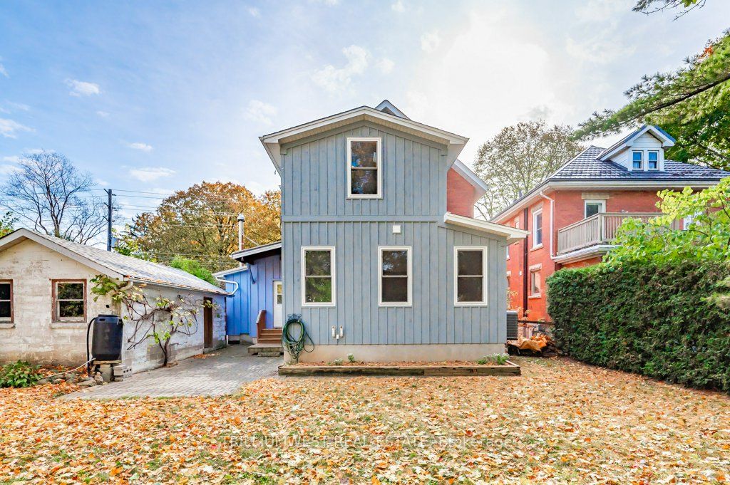 37 Forbes Ave