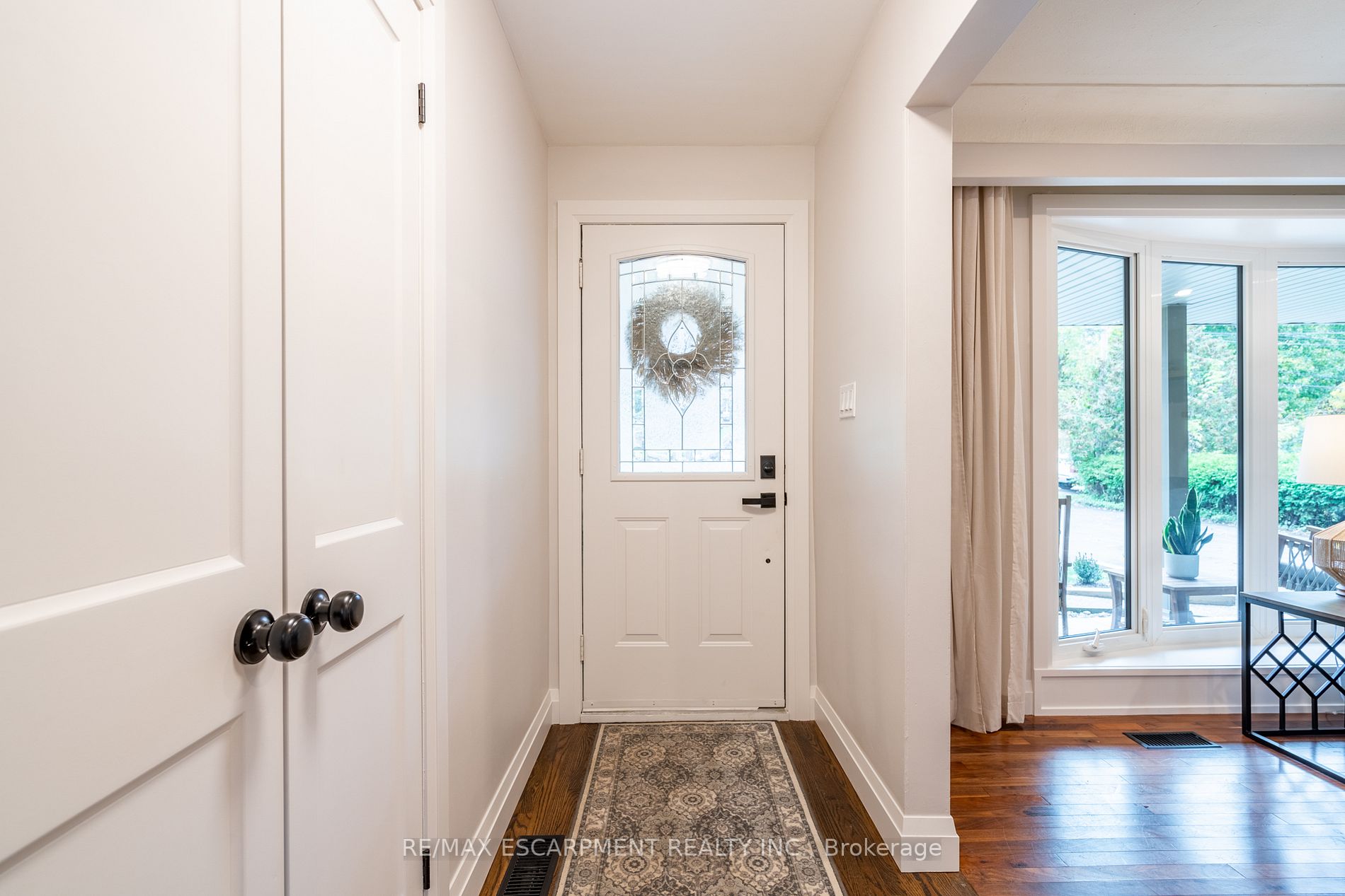 4 Valleydale Crt