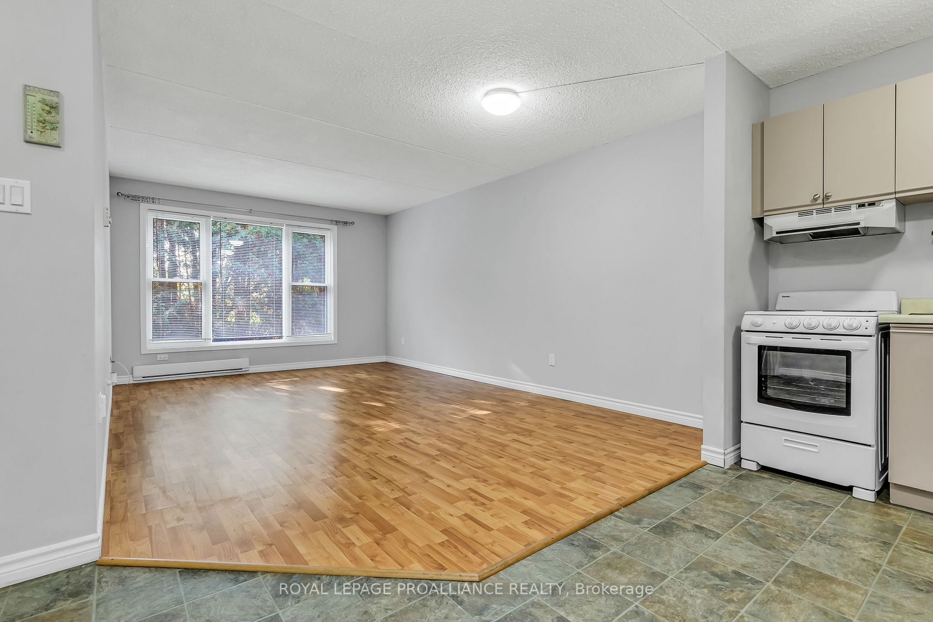 133 Ontario St, #103