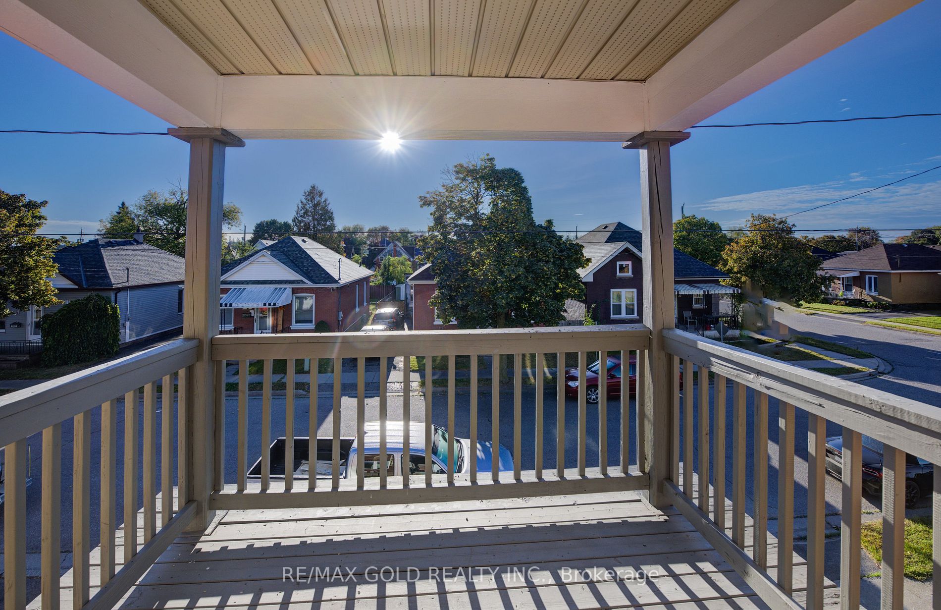 21 Ruth St