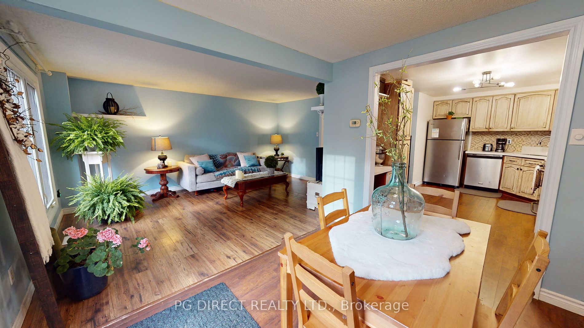 100 Stephen Dr